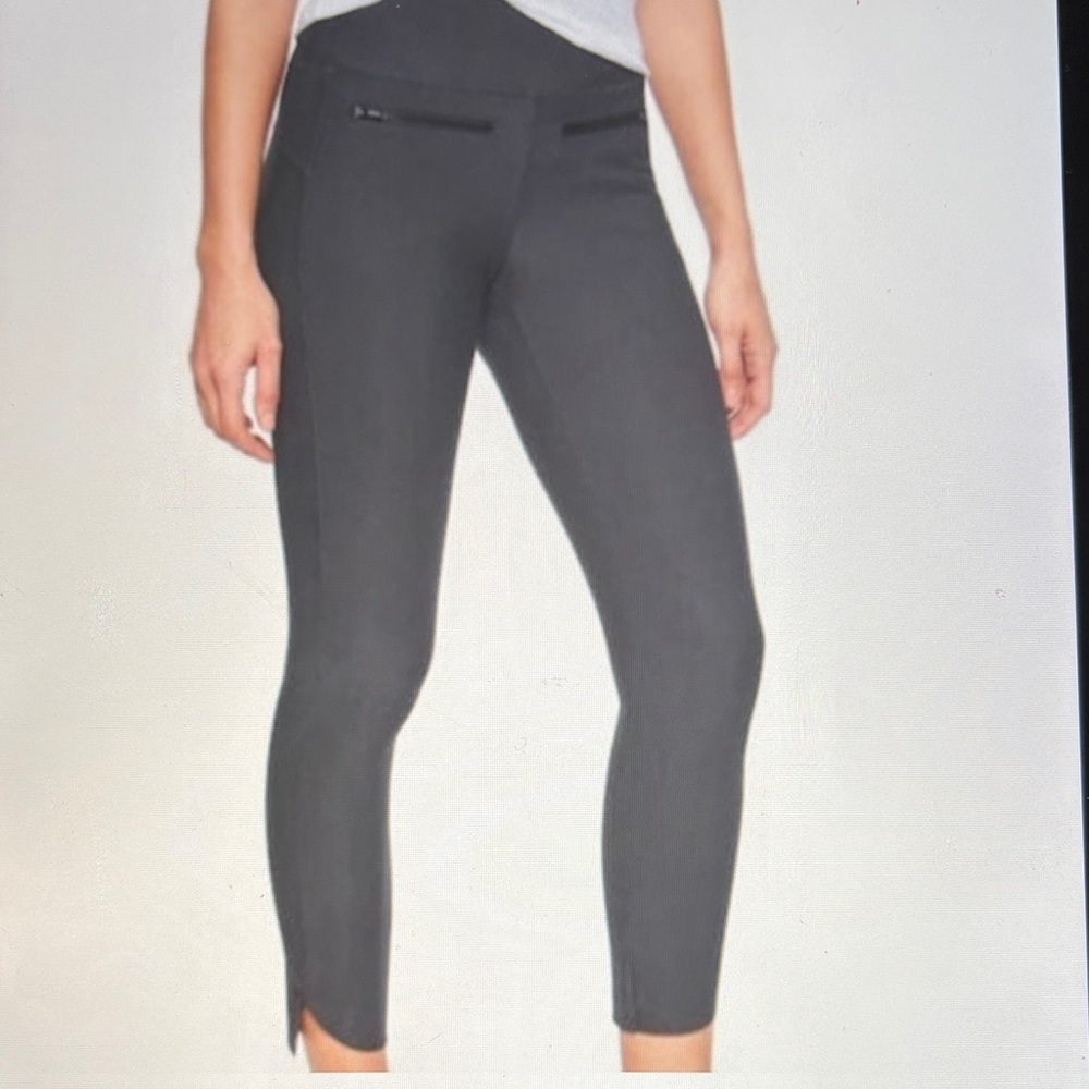 Athleta Stellar Crop Gray Pants Size Medium-Tall